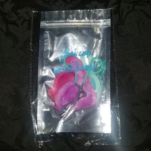 Makeup must haves Lash curler/makeup remover cloth